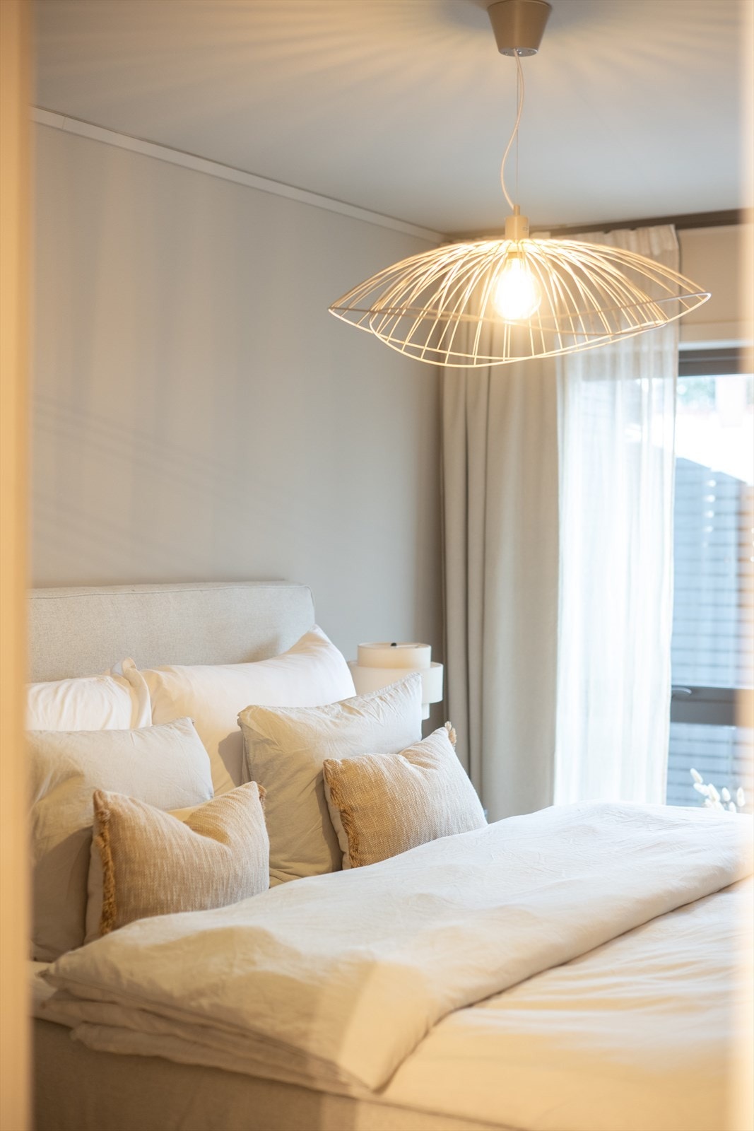 Hovedsoverommet er et lunt og behagelig rom med plass til dobbeltseng. Galleribilde