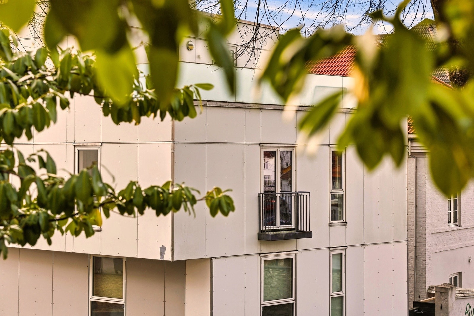 Rolig og attraktivt bomiljø med grønne omgivelser Galleribilde