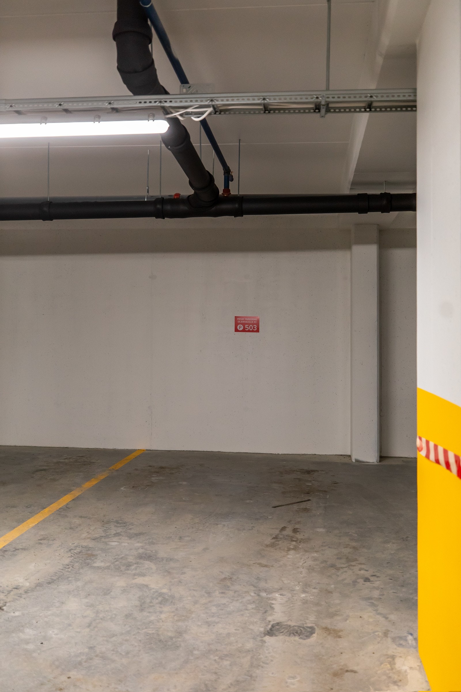 Egen garasjeplass på plan 2 Galleribilde