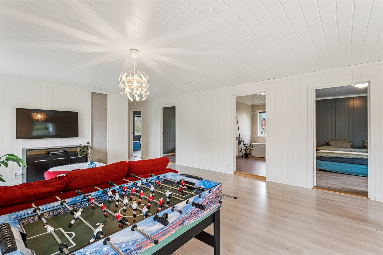 Et ideelt utgangspunkt for en aktiv familie, med Raufoss Idrettslag som en sentral aktør i området. Galleribilde