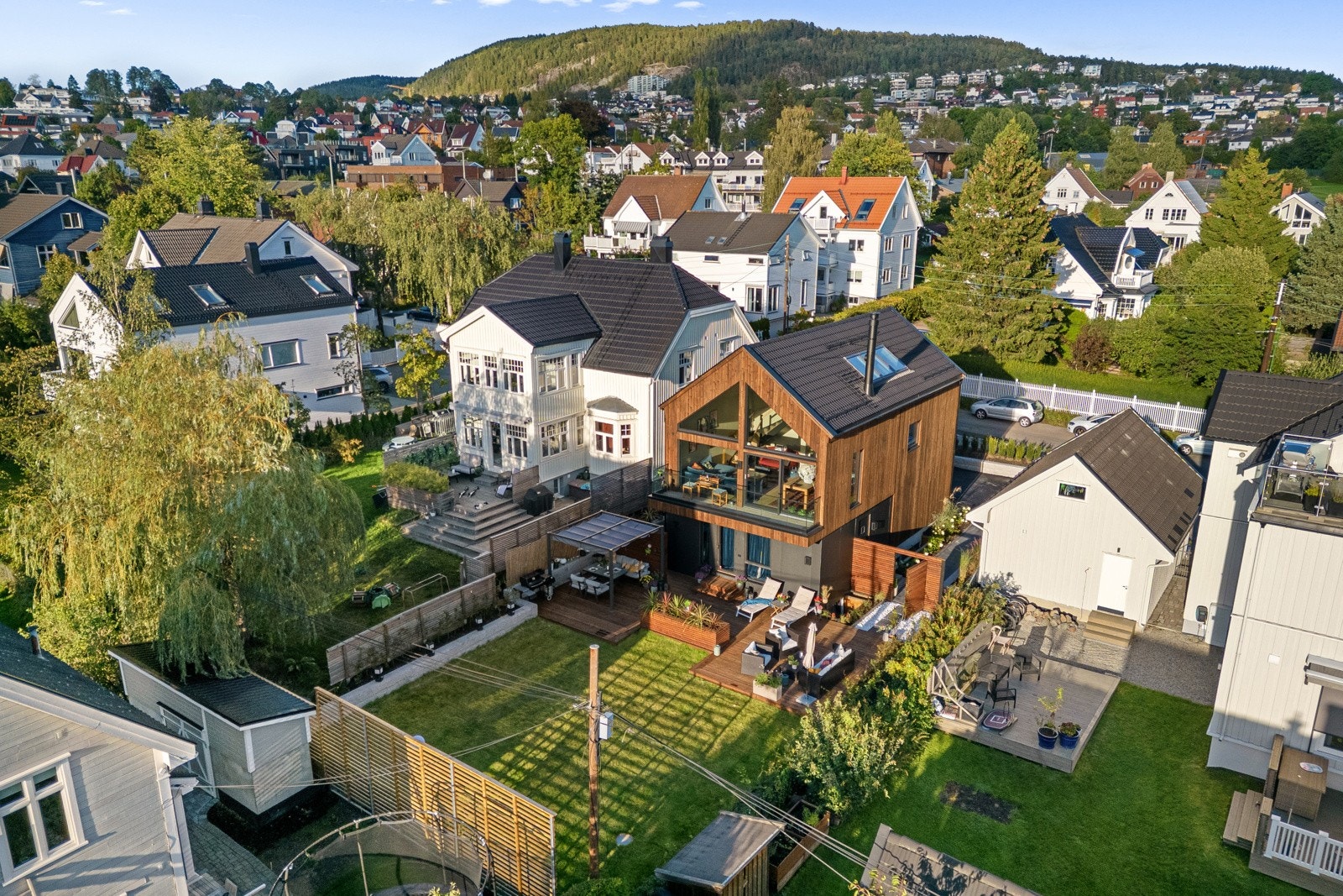 Eiendommen ligger i et attraktivt, rolig og sentralt boligområde på Grefsen. Galleribilde