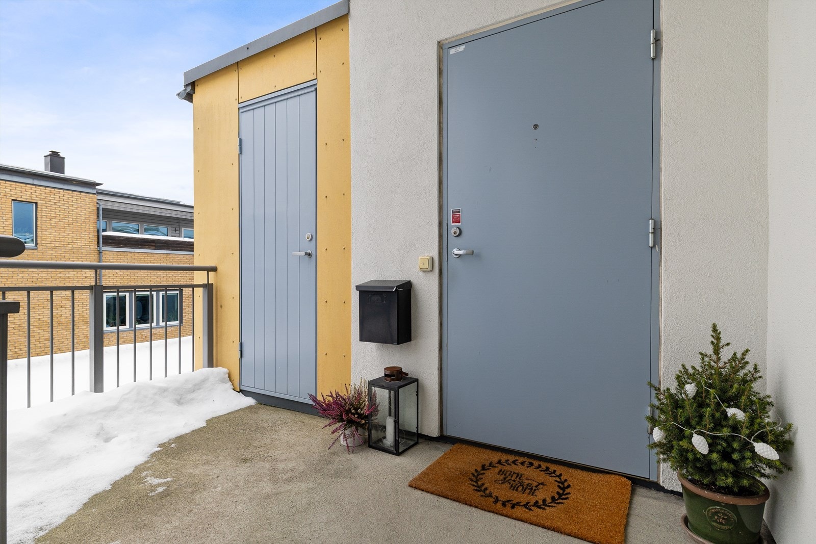 Leiligheten har en ekstern bod på 5kvm rett utenfor inngangsdøren. Galleribilde