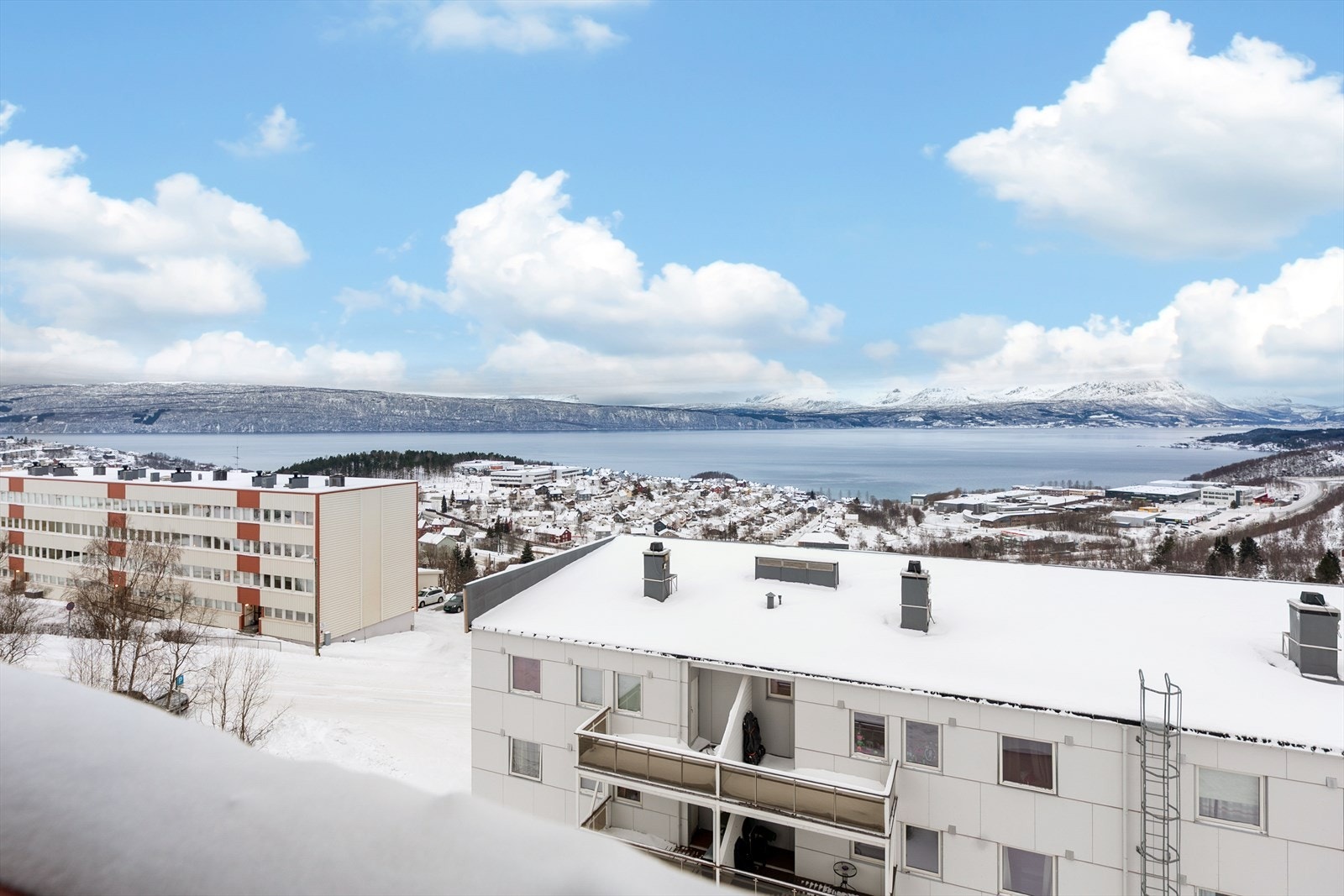 Utsikt fra balkongen Galleribilde