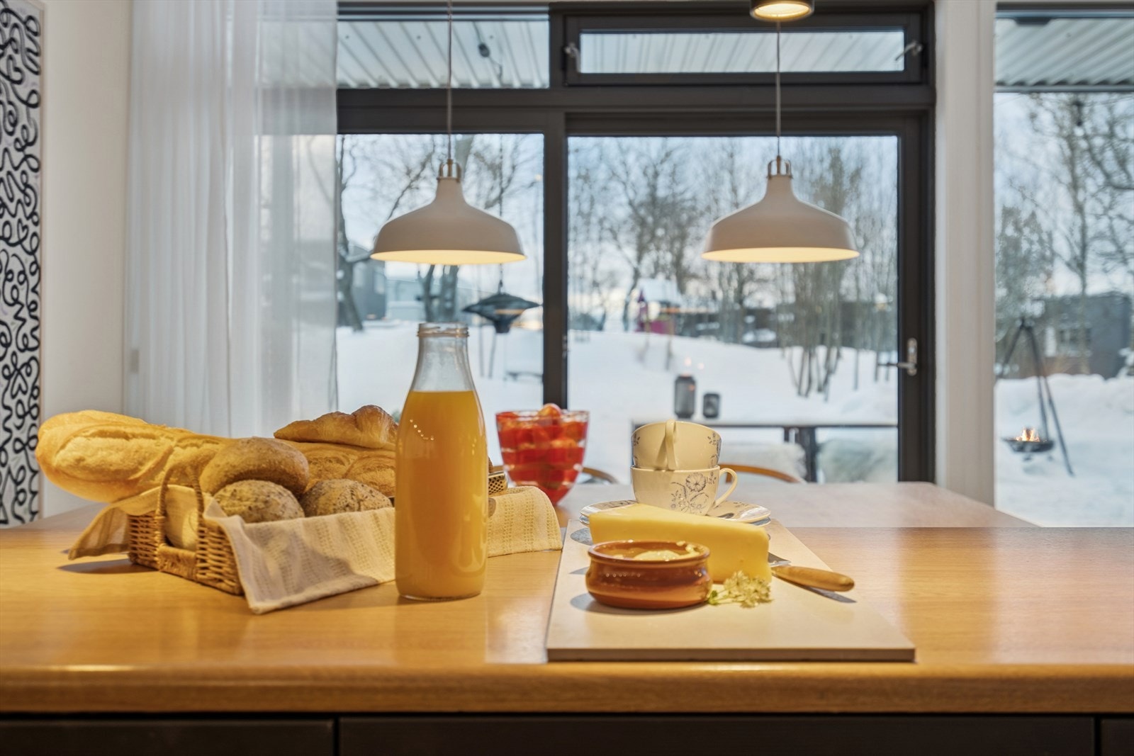 Nyt et godt måltid i fine omgivelser. Galleribilde