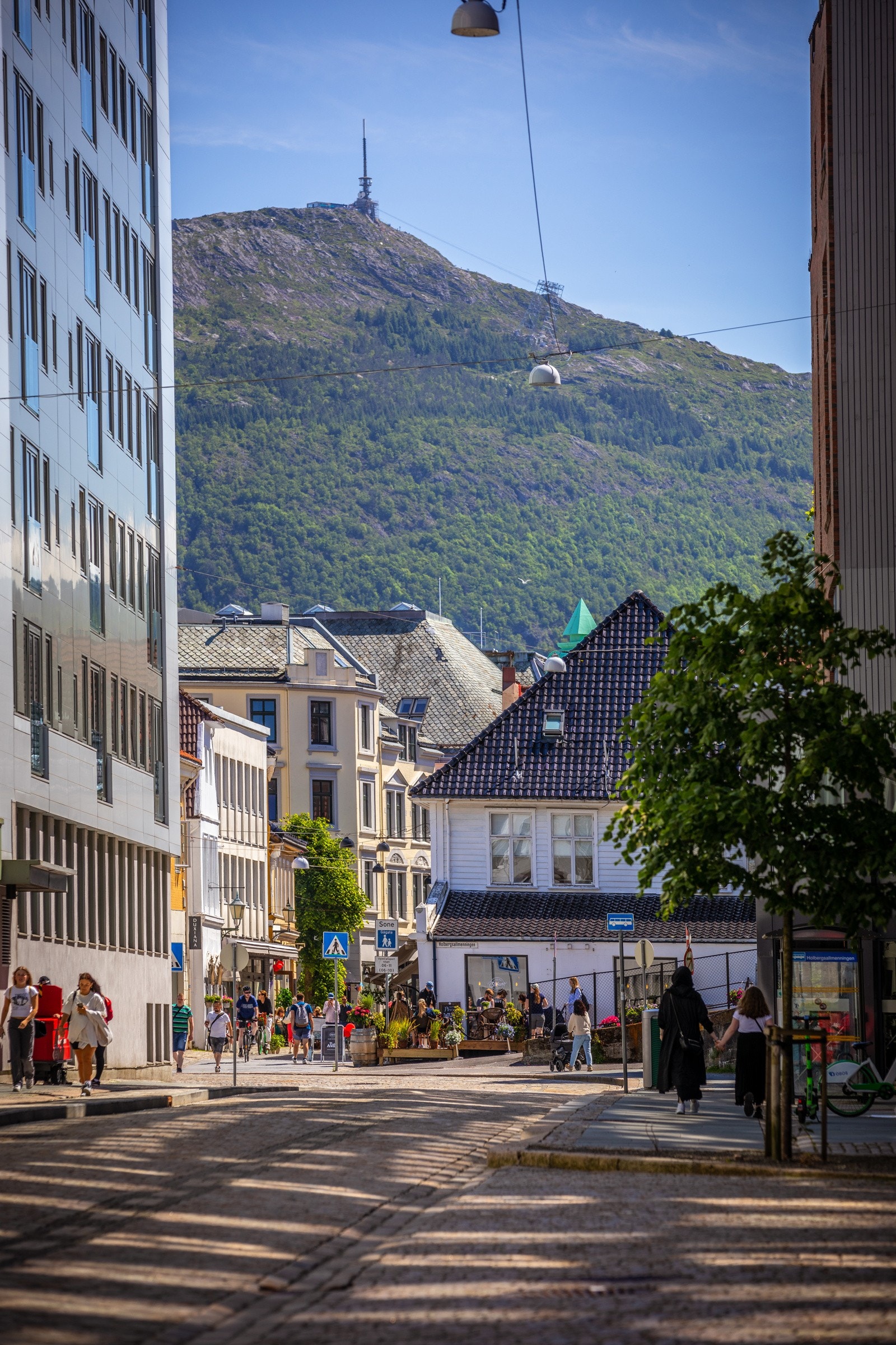 - Området har umiddelbar nærhet til alle bymessige fasiliteter, i tillegg til utdanningsinstitusjoner og offentlig kommunikasjon - Galleribilde