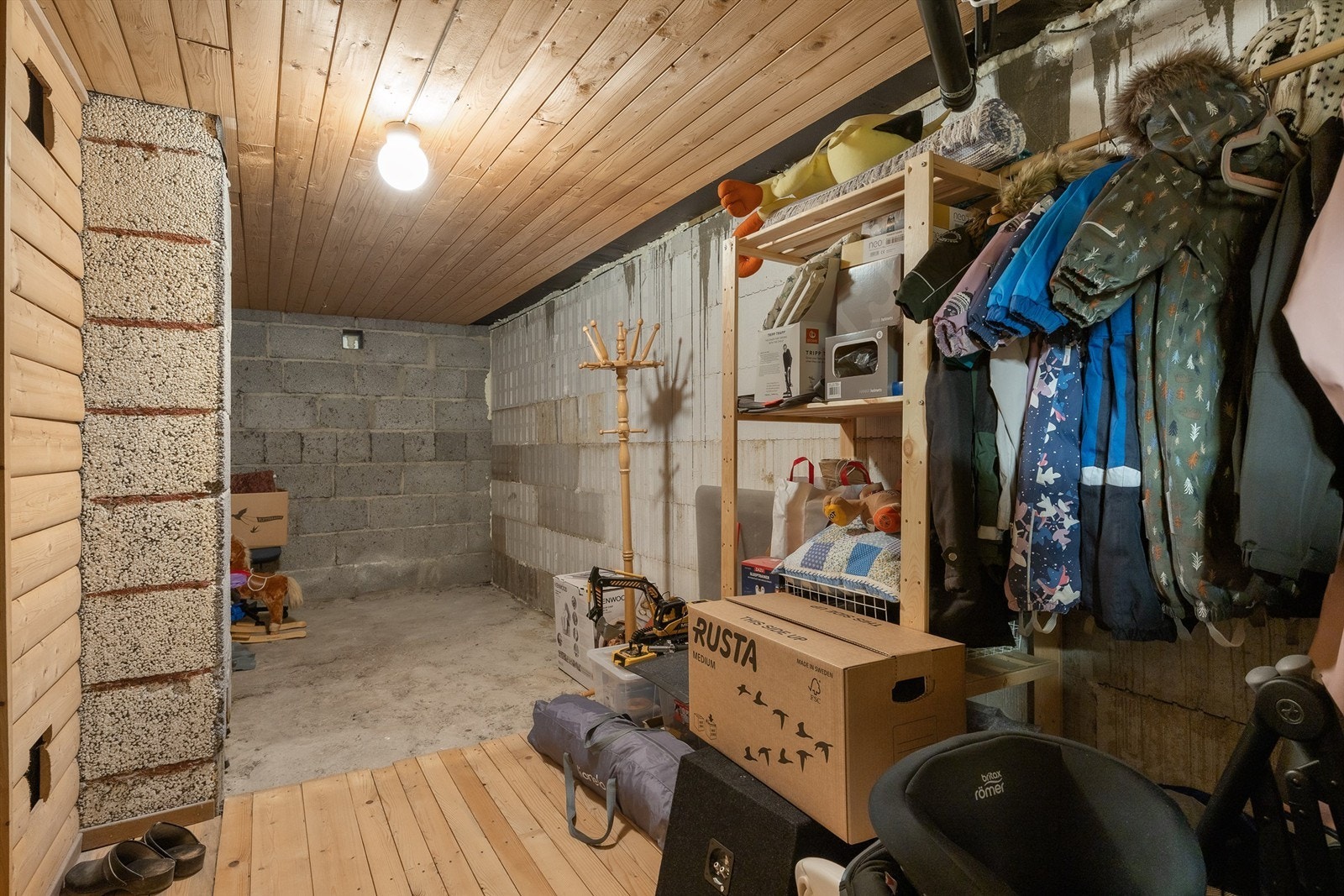 En av bodene i kjelleren har vegg av Thermomur, som ble etablert i 2024. Galleribilde