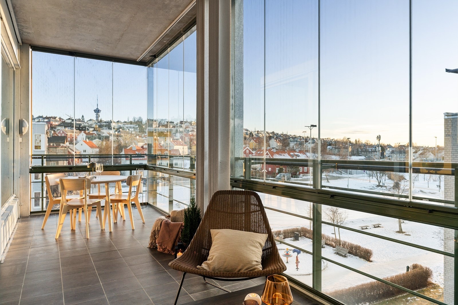 Med orientering mot sør/vest får man optimale solforhold store deler av dagen. Galleribilde