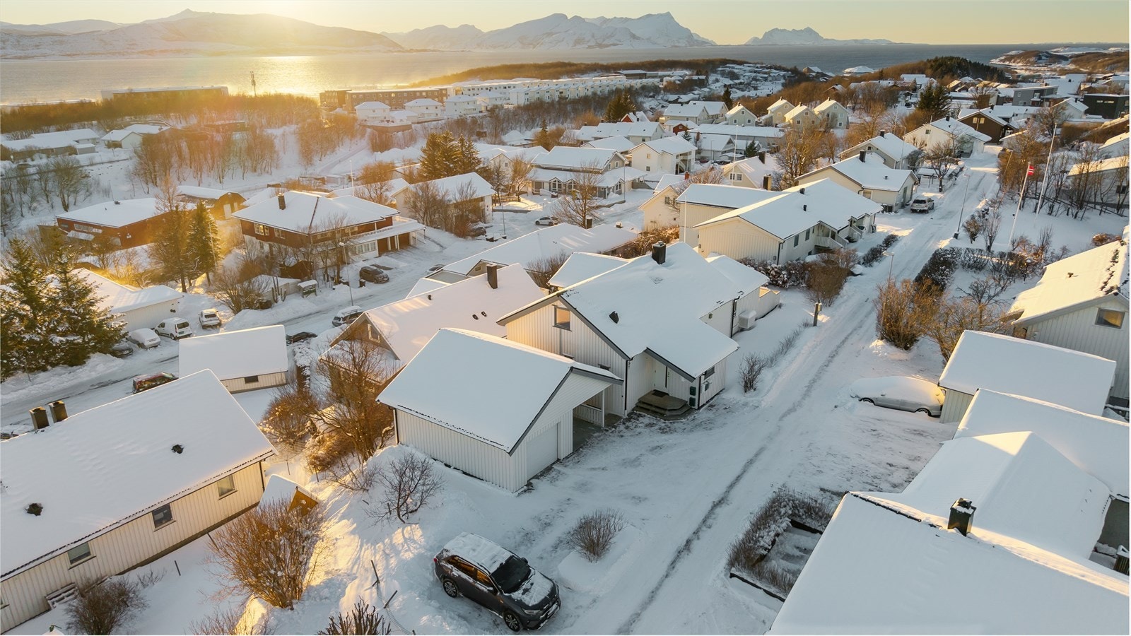 Godt med parkeringsplasser på egen tomt Galleribilde