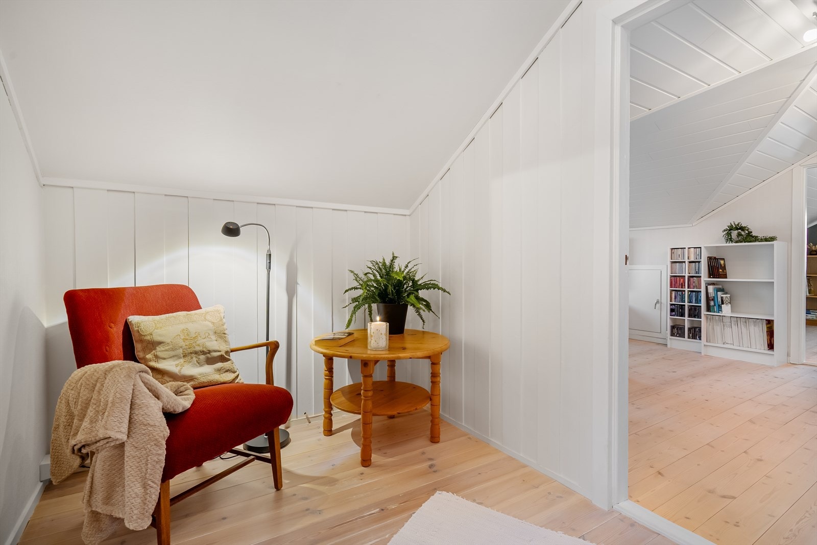 koselig liten gang i 2. etasje mellom et av soverommene og loftstuen Galleribilde