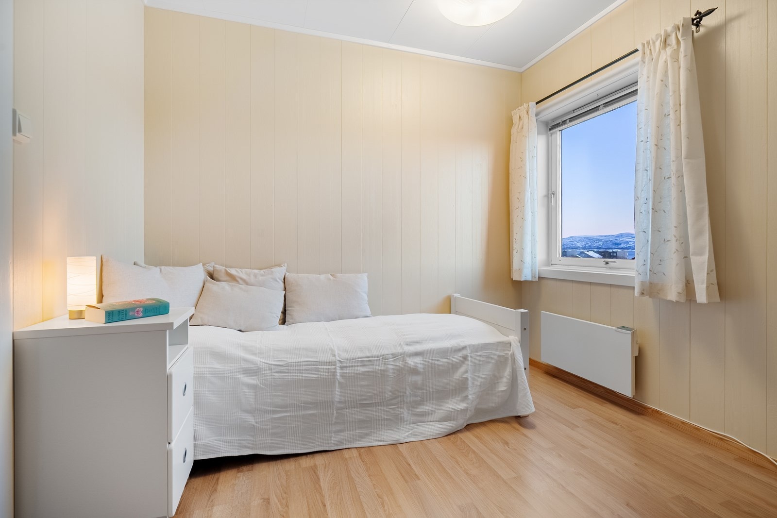 Soverom nr.2 i 1. etasje Galleribilde