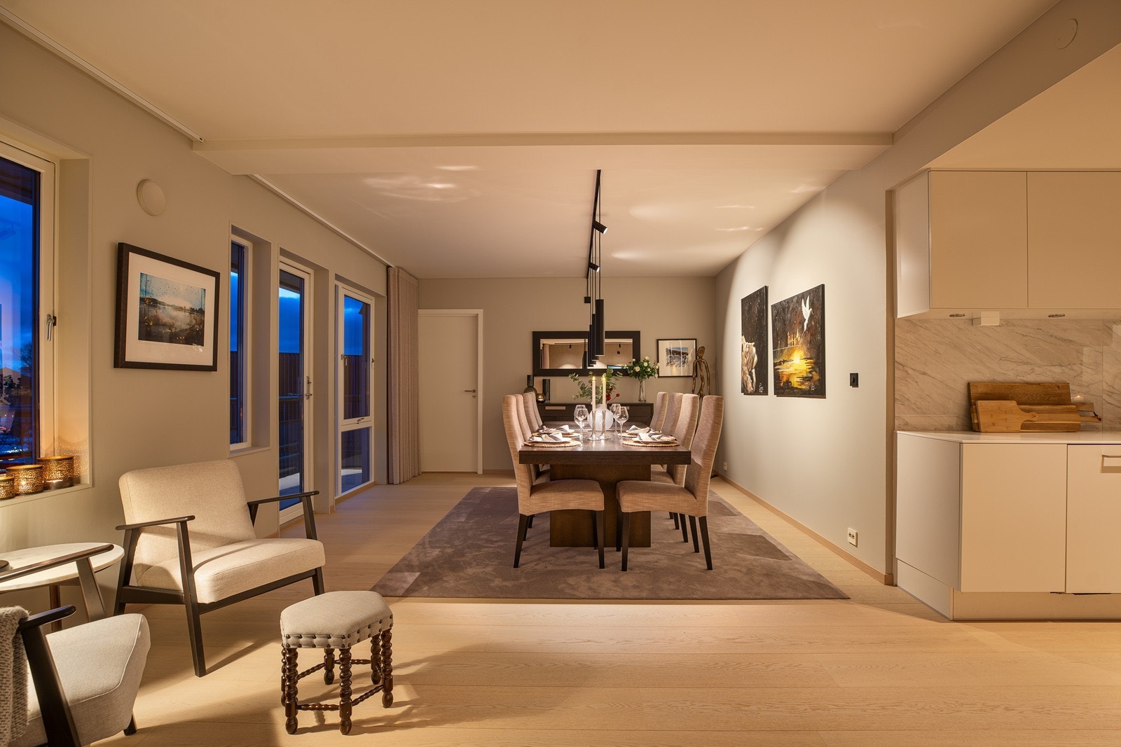 Utgang til balkong nr. 2 Galleribilde