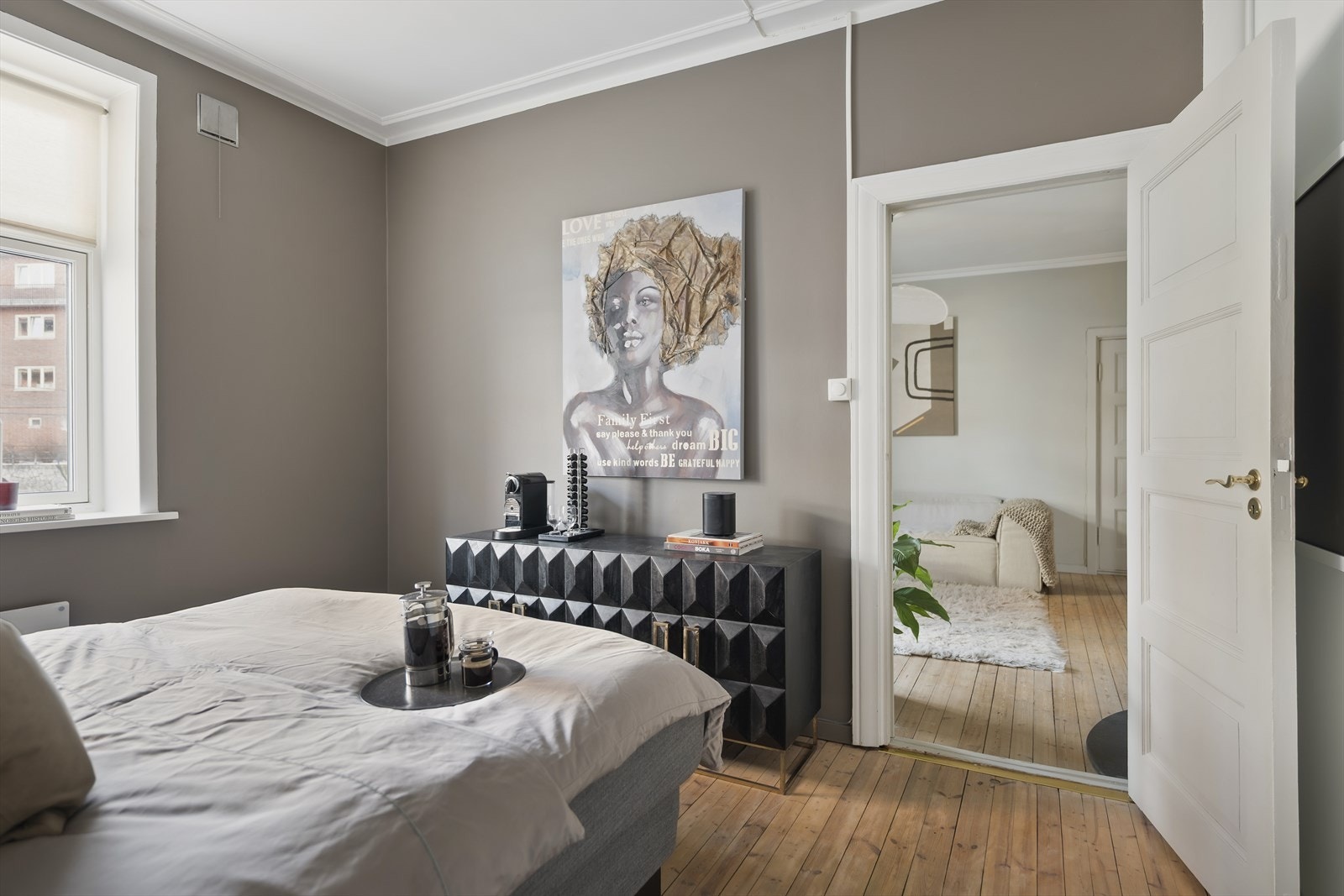 Soverommet har en meget fin størrelse - slik som resten av leilighetens rom. Galleribilde