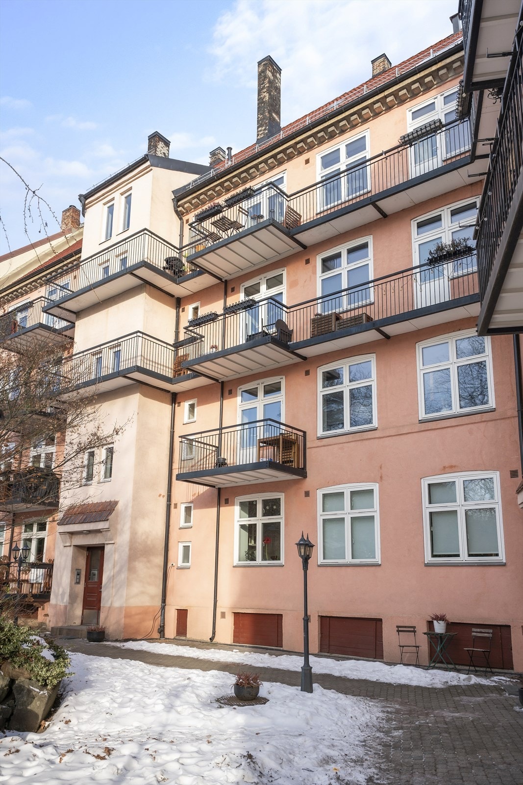 Fasade fra bakgård Galleribilde