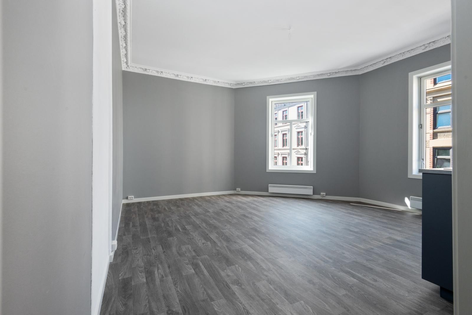 Stue - meget fin og tidsriktigt malt - Galleribilde