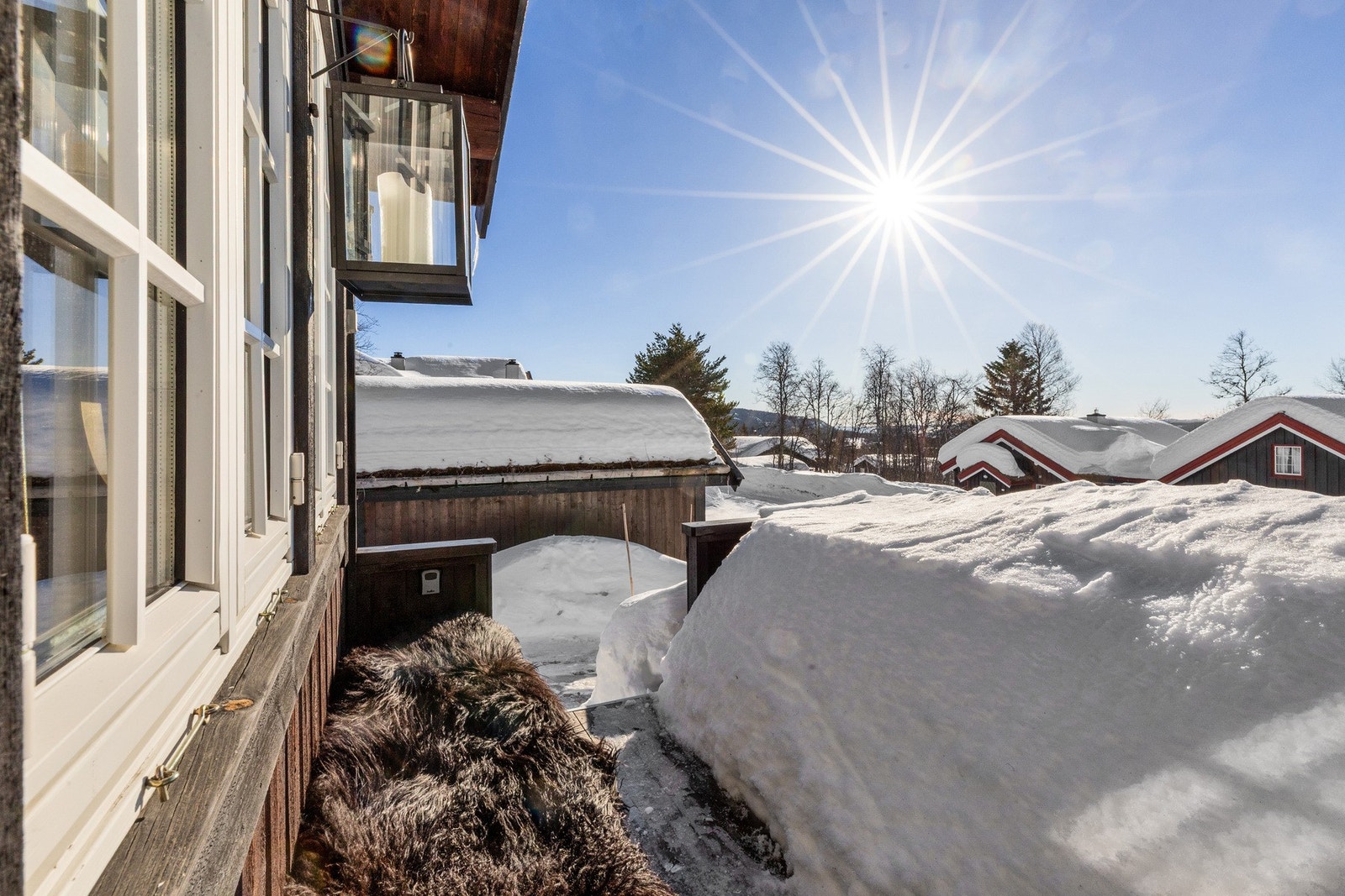 Her ligger det til rette for deilige stunder i solveggen Galleribilde