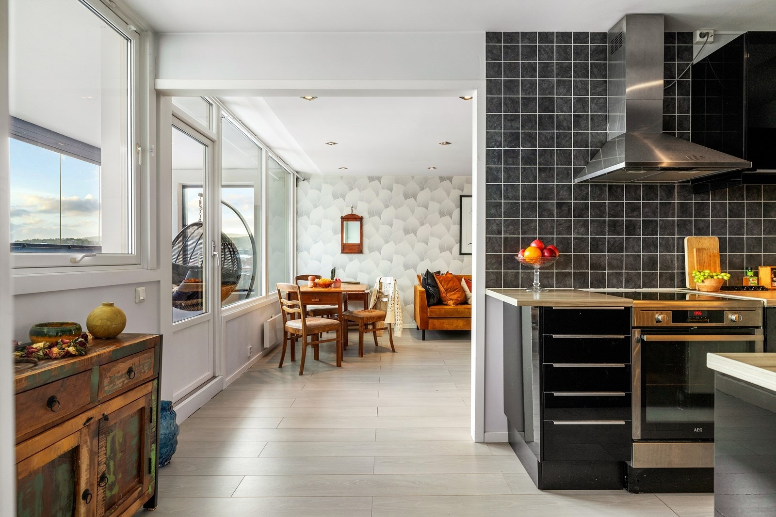 Det er enkel adkomst med heis i bygget Galleribilde