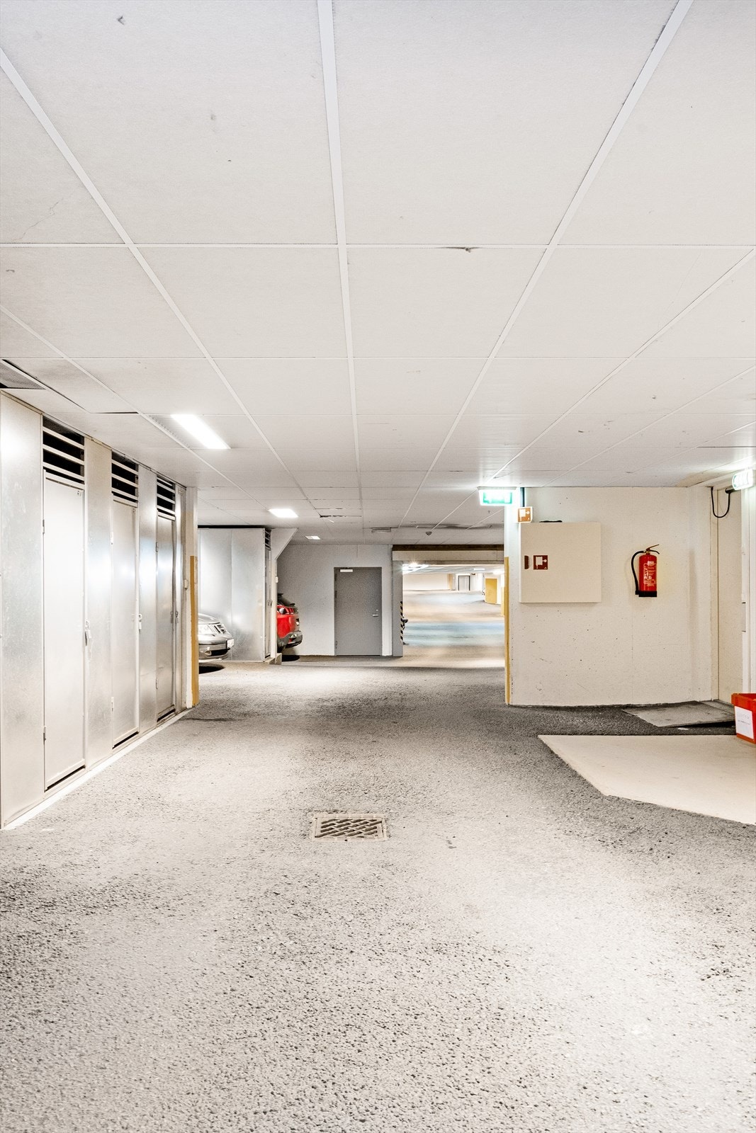 Ingenting er vel bedre enn å gå tørrskodd ned til bilen når det snør og iser ute! Galleribilde