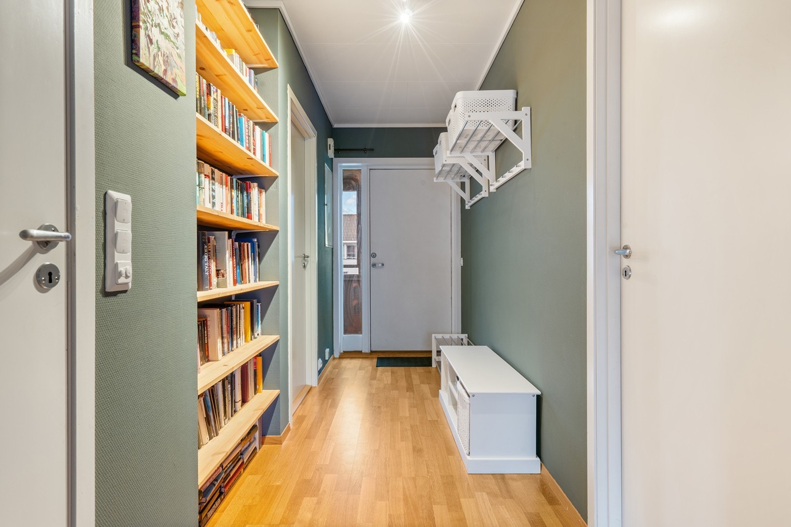 Entré. Galleribilde