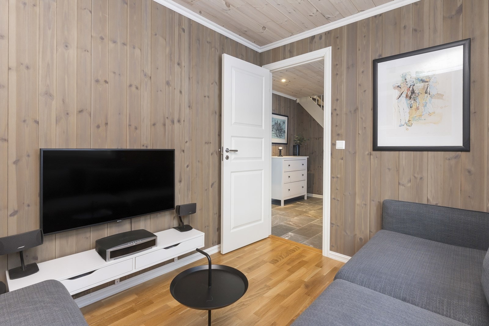 Soverom i 1. etasje som i dag er brukt som TV-stue. Galleribilde