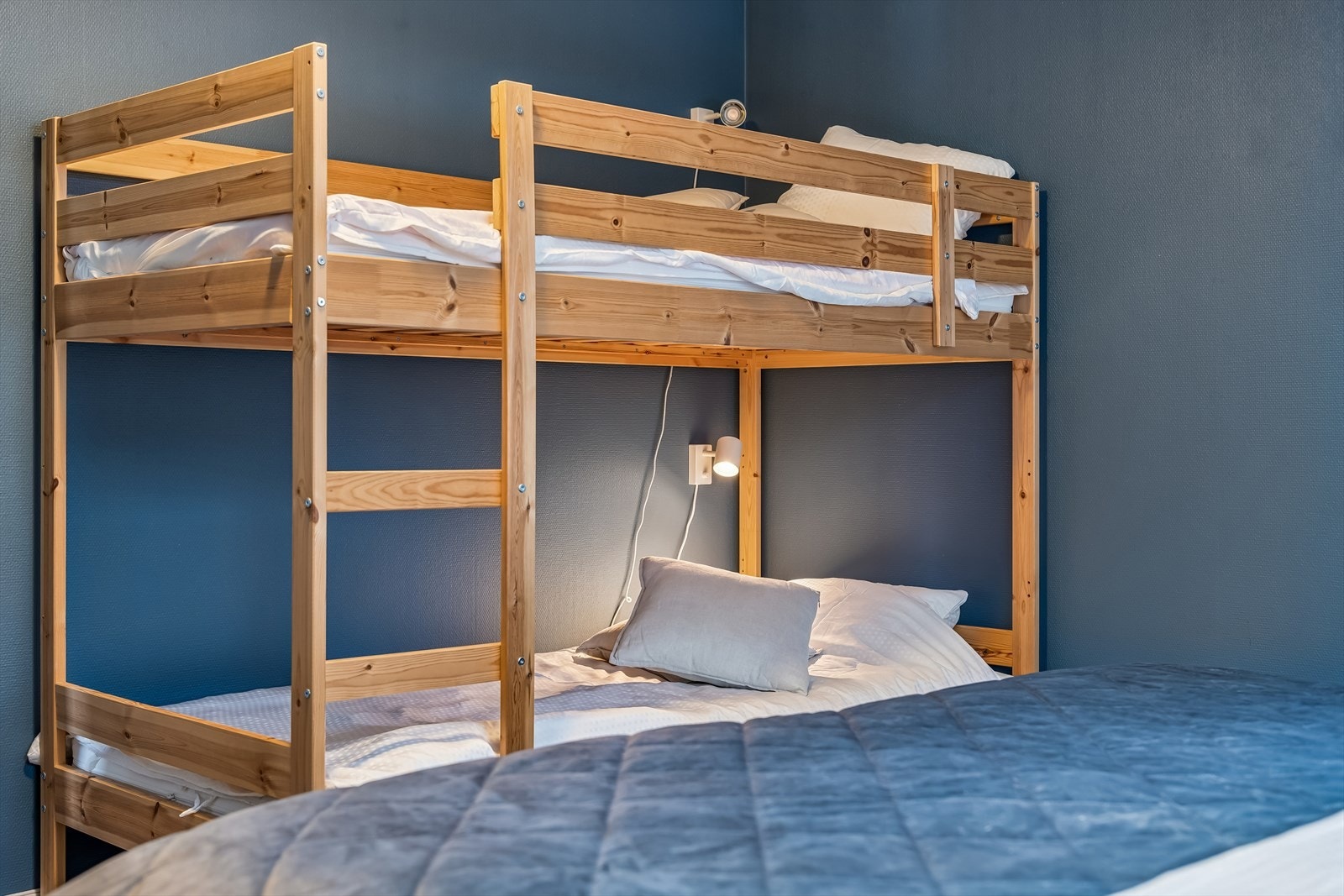 Køyesengen gir fleksible soveplasser og utnytter arealet i rommet godt. Galleribilde