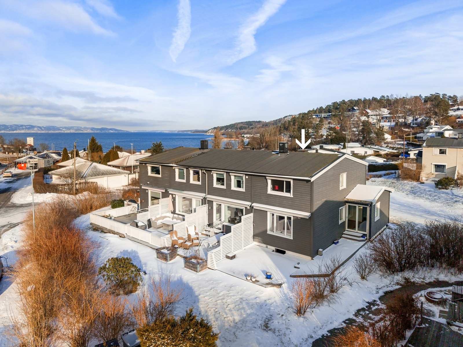 Andreas Thoring v/ASK Meglergaarden har gleden av å presentere Marineveien 11A Galleribilde