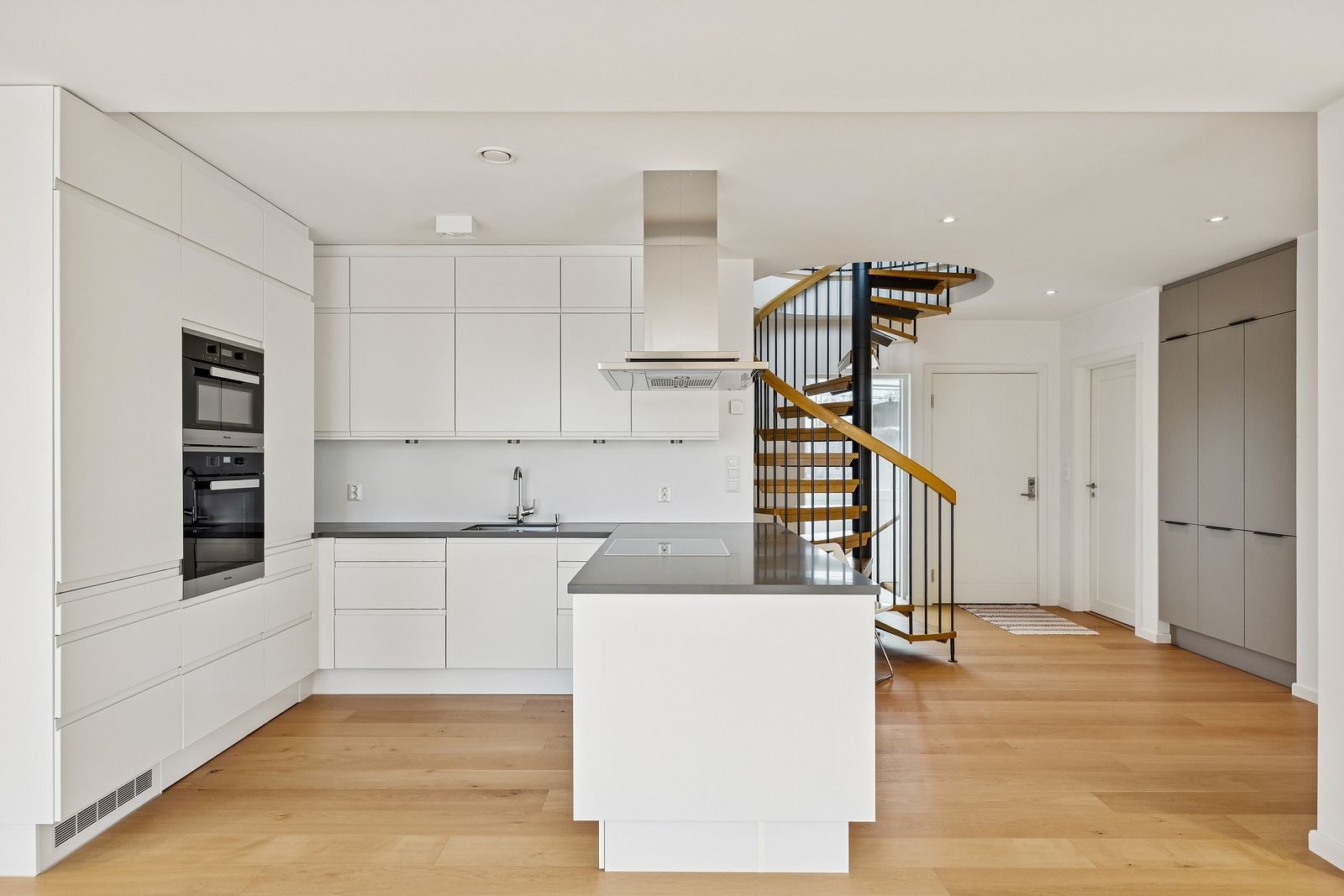 Kvalitetskjøkken fra HTH Galleribilde