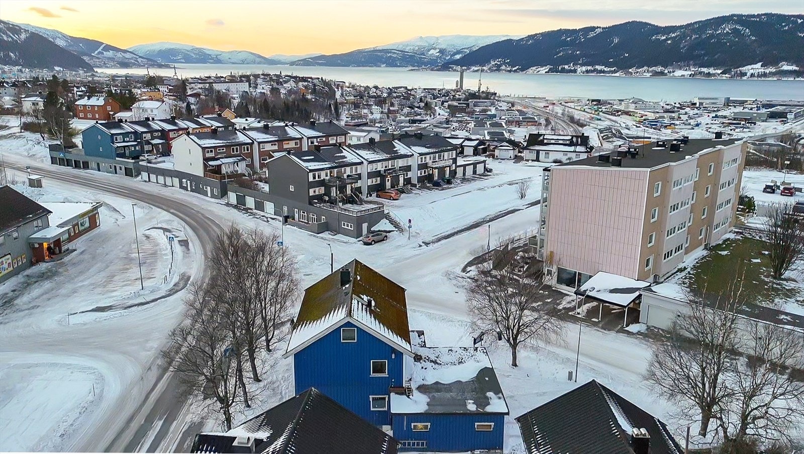 Herfra er det gangavstand til "Alt". Galleribilde