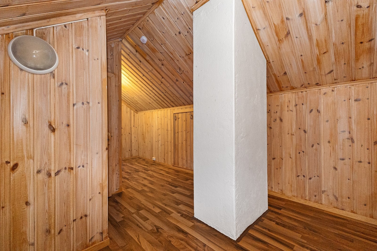 Hall/mellomgang. Galleribilde