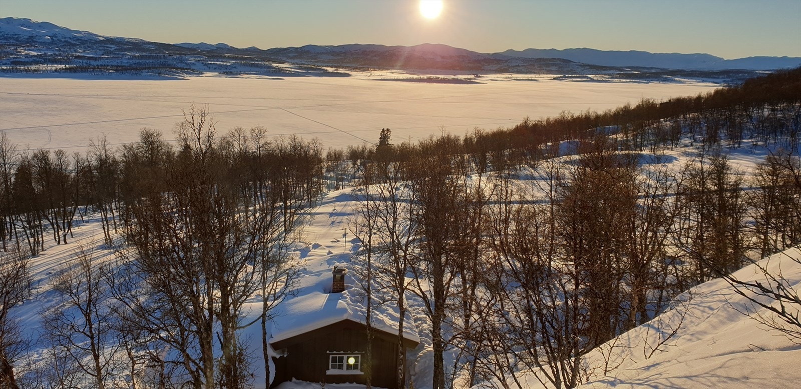 Vinterstid kjøres det opp ca. 60 km med langrennsløyper i nærområdet. Her er det mulig å velge mellom korte, barnevennlige løyper og lengre, mer krevende løyper. Galleribilde