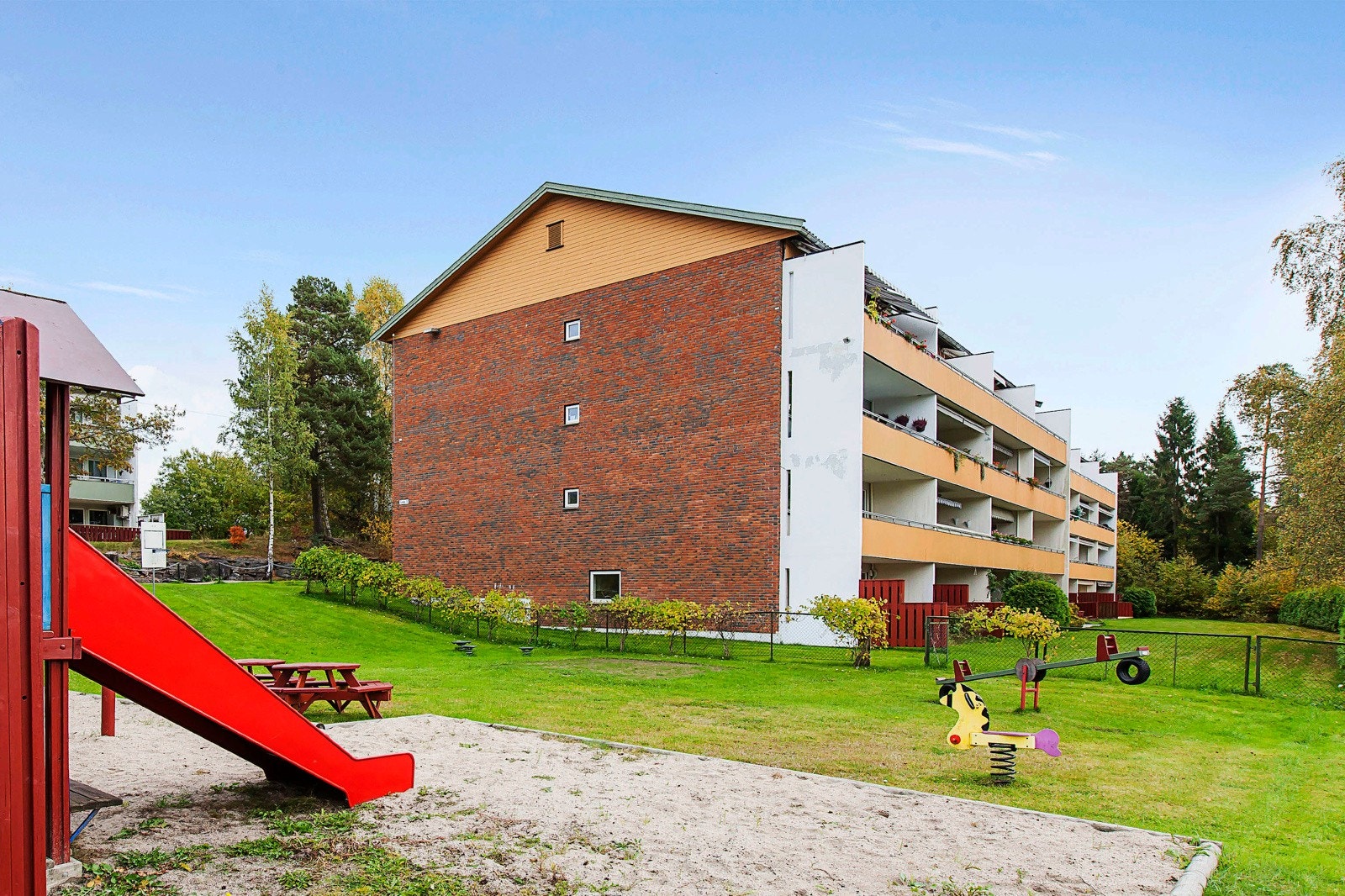 Fra uteområde Galleribilde