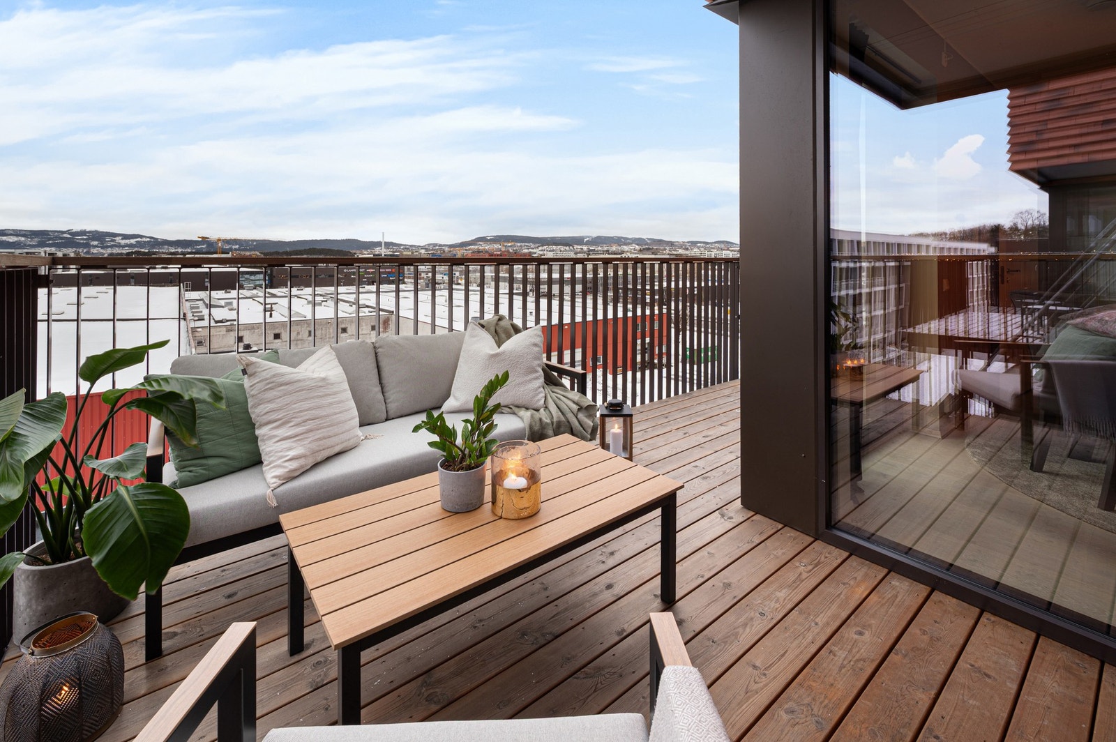 Fra 6. etasje har du god oversikt over nærområdet. Galleribilde