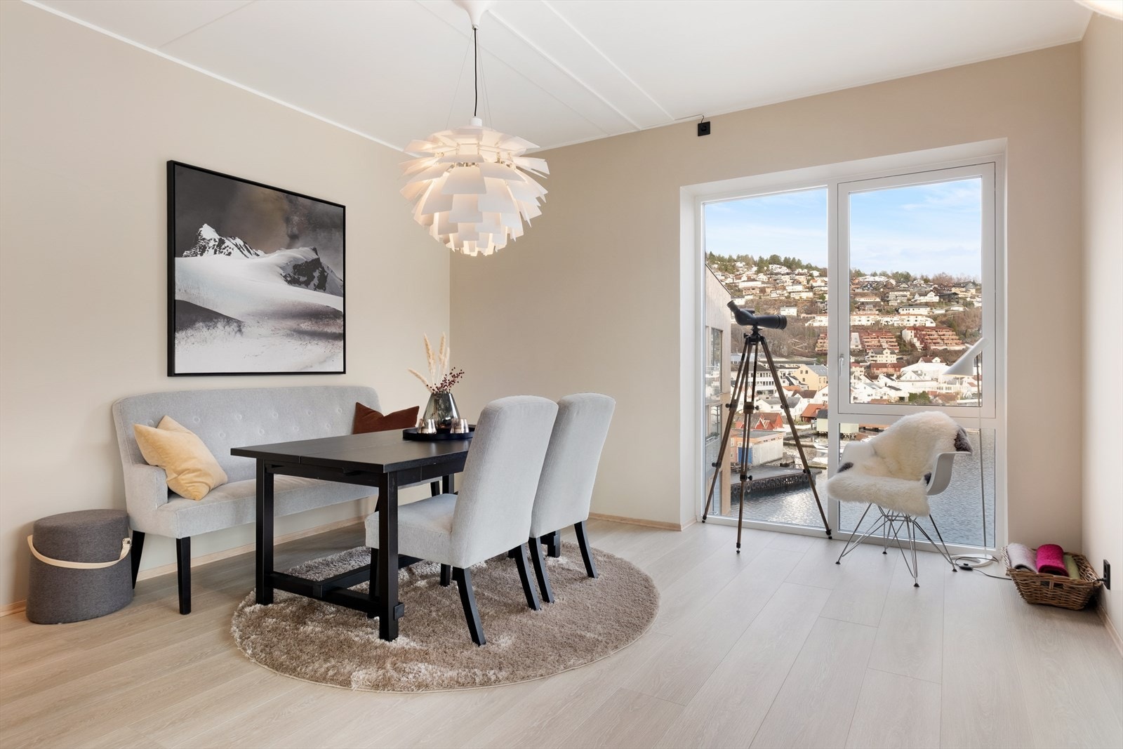 Opphaldsrommet kan naturleg delast inn i ulike soner. Galleribilde