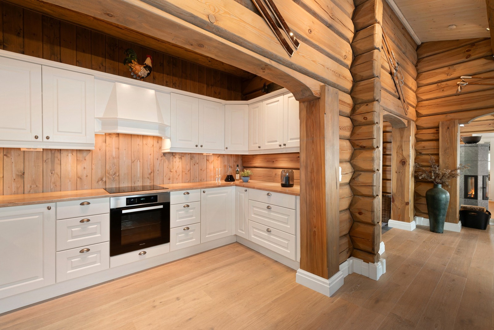 Kjøkken er av merket Strai Kjøkken. Galleribilde