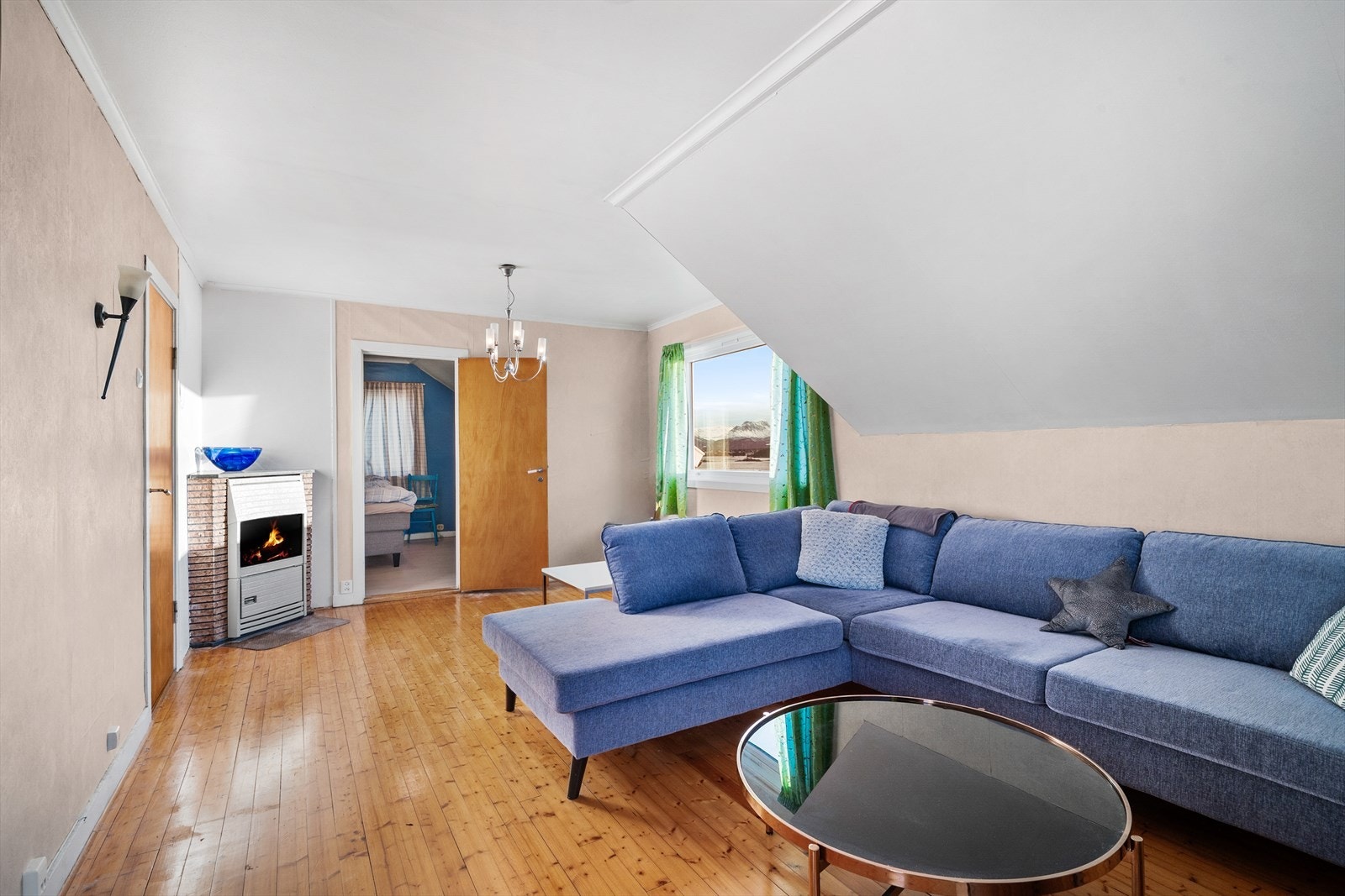 Stue mot soverom Galleribilde