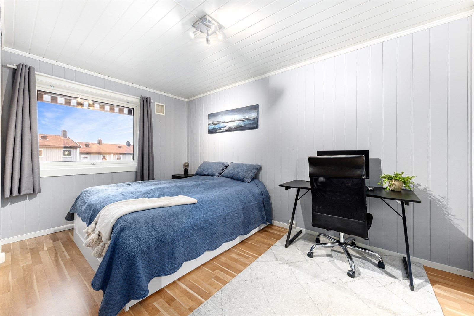 Romslig hovedsoverom. Galleribilde