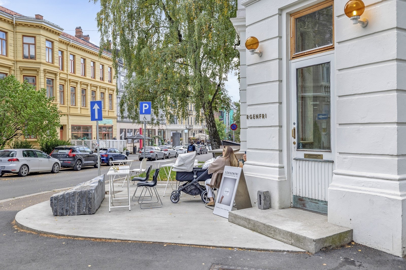 Sorgenfri byr på kaffe, baropplevelser og spennende butikkutsalg. Galleribilde