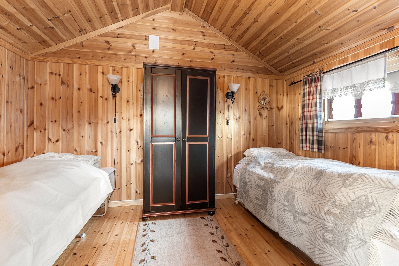 Annekset er nå benyttet som ekstra sengeplasser, men det er ikke godkjent som soverom. Galleribilde