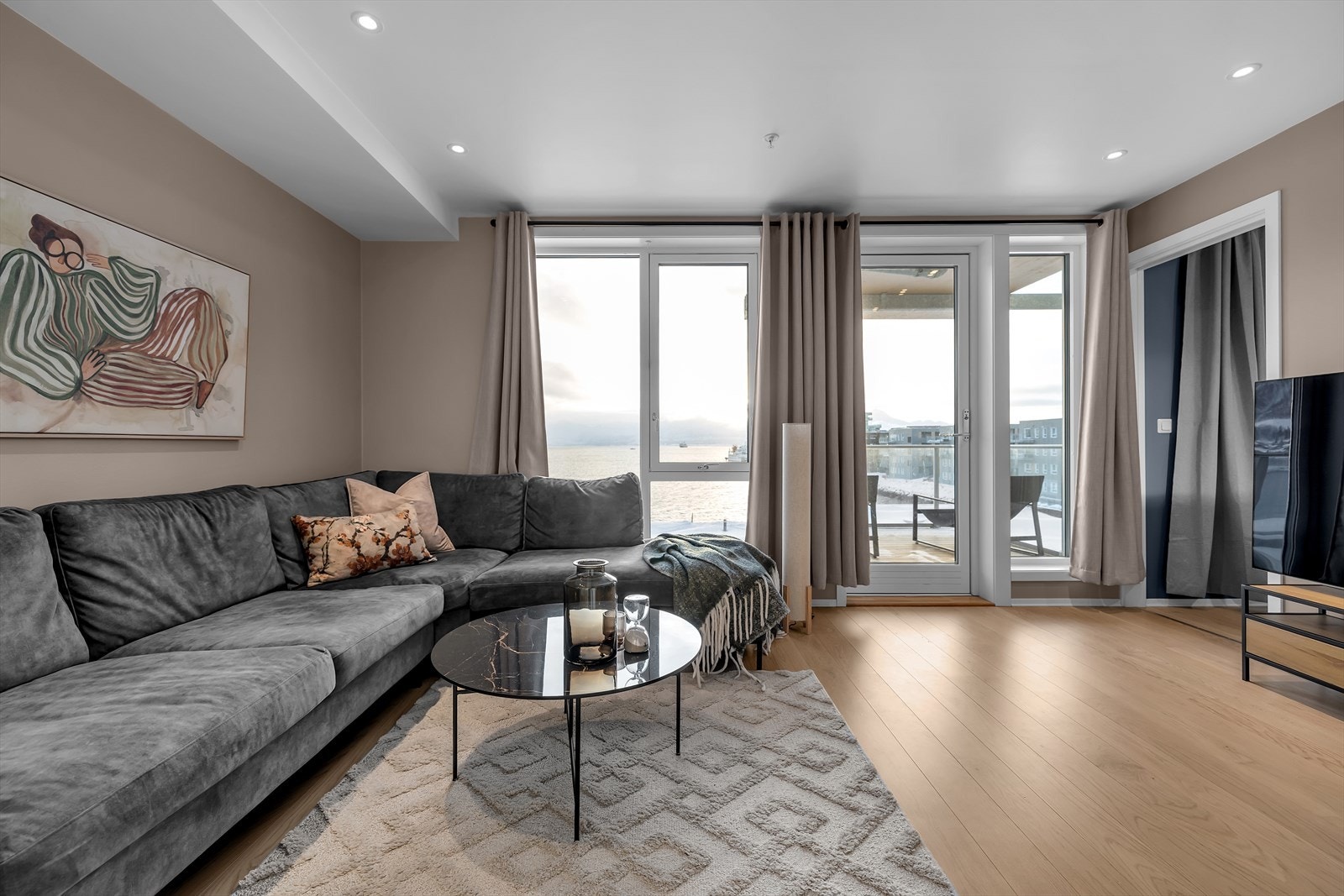 Moderne 2-roms selveierleilighet i 4. etasje Galleribilde