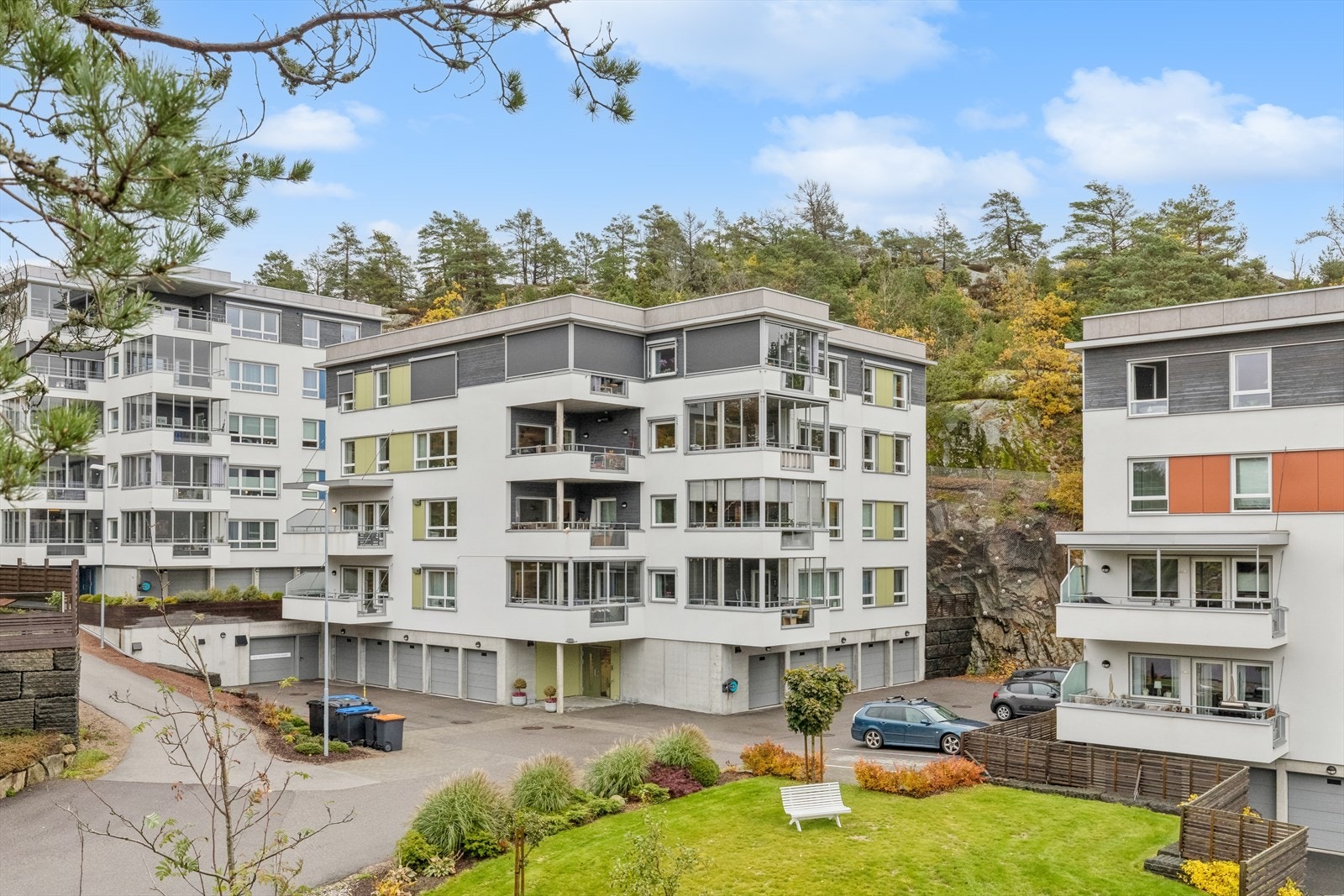 Eplehagen Boligsameie består av tre boligbygg. Galleribilde