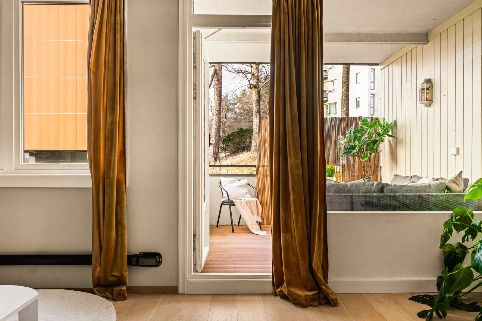 Fra stuen er det utgang til en balkong på 10 m². Galleribilde