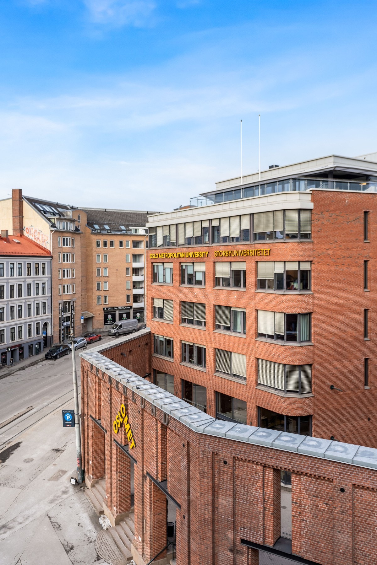 Utsikt mot OsloMet fra terrassen. Galleribilde