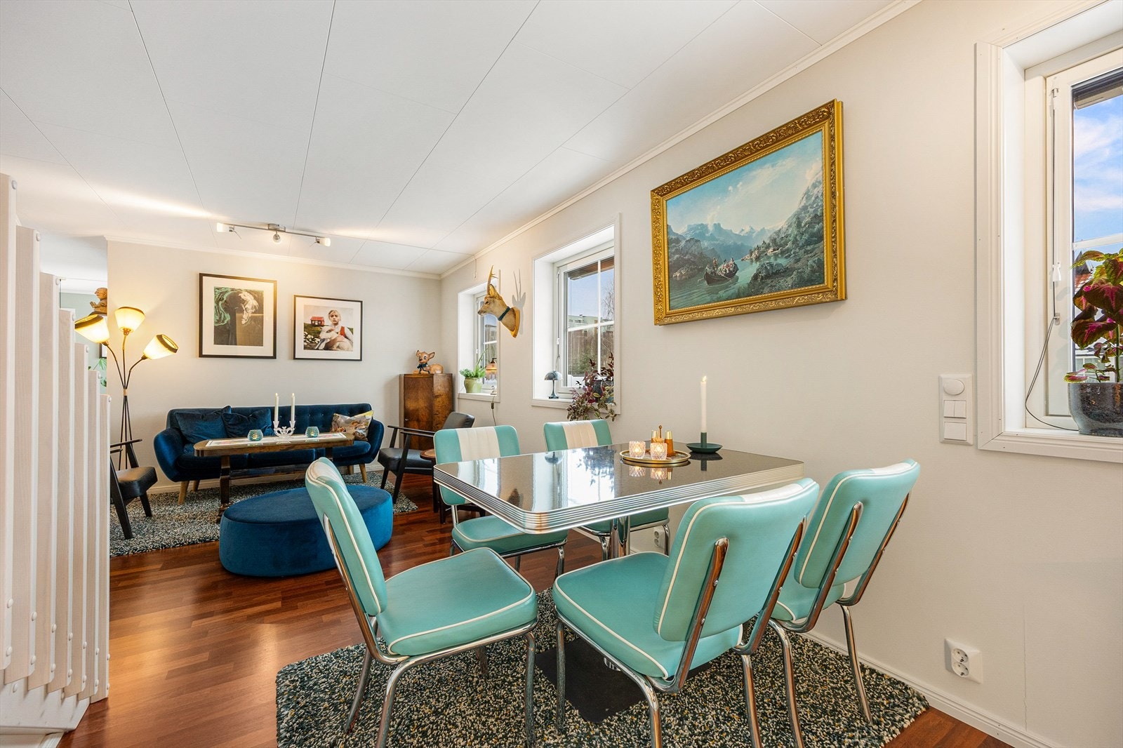 Mulighet for spisebord hvor alle måltider kan nytes. Galleribilde