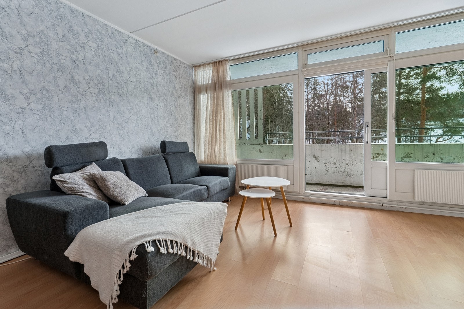 Velkommen til Ole Brumms vei 32, en delikat og innflytningsklar 3 roms leilighet i et barnevennlig område. Galleribilde