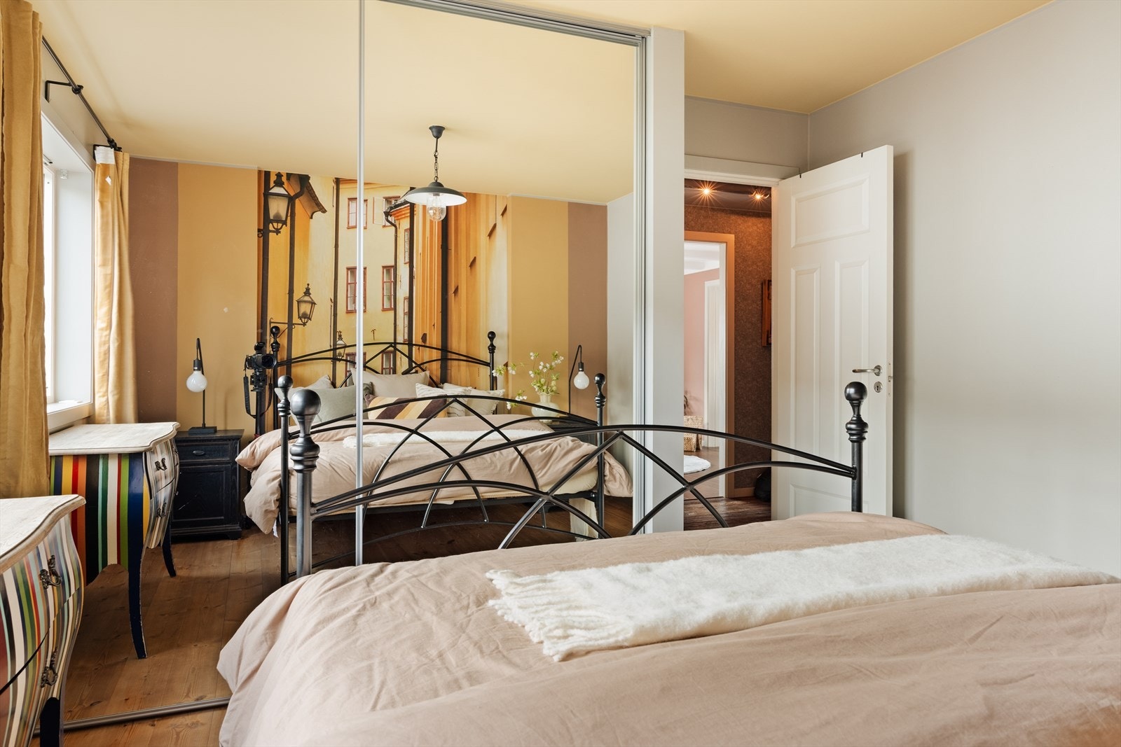 Begge soverommene gir fleksible muligheter for innredning etter behov Galleribilde