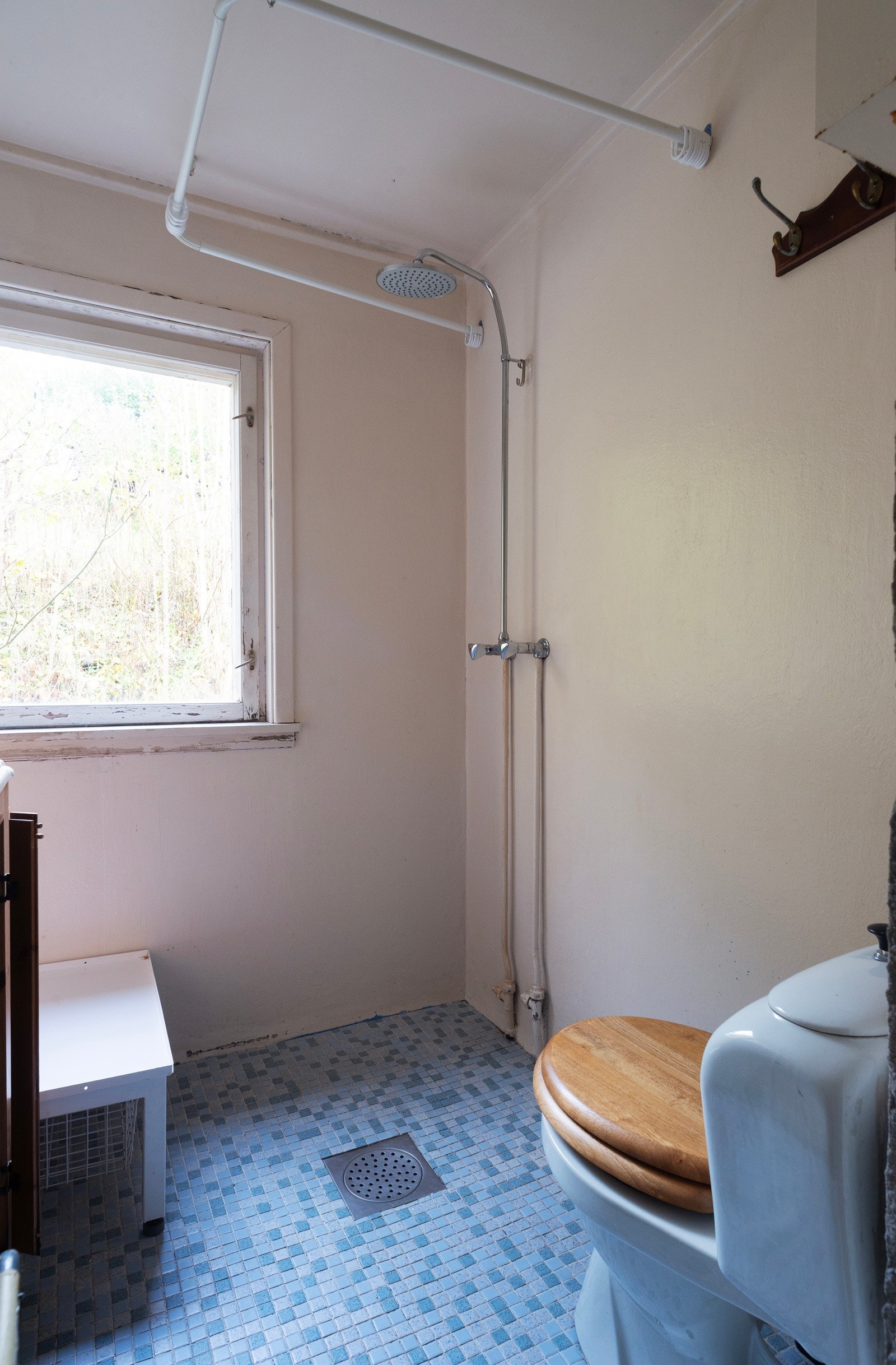 Bad i første etasje som anbefales rehabilitert Galleribilde