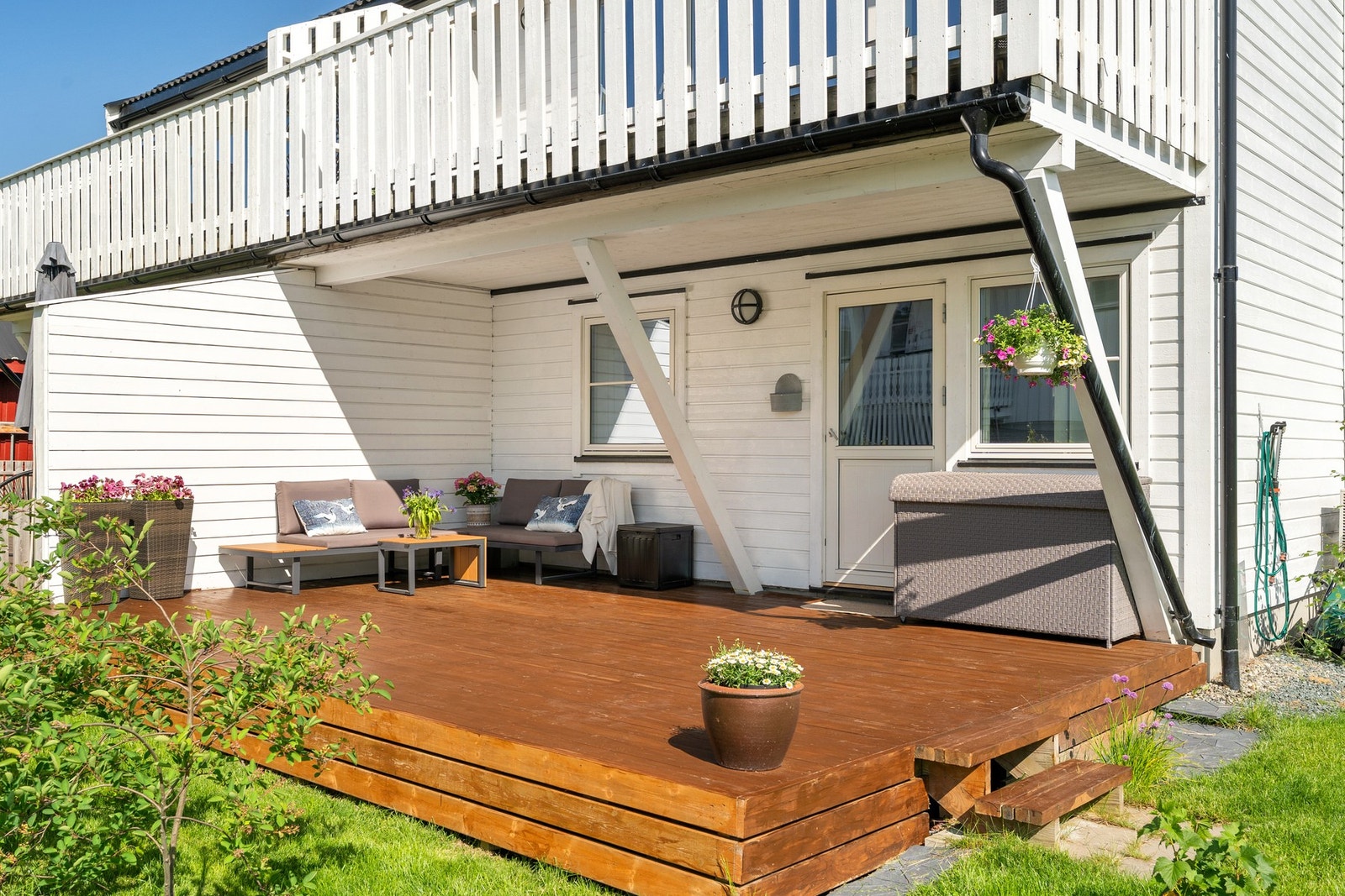 Terrassen er på 25,4m². Galleribilde