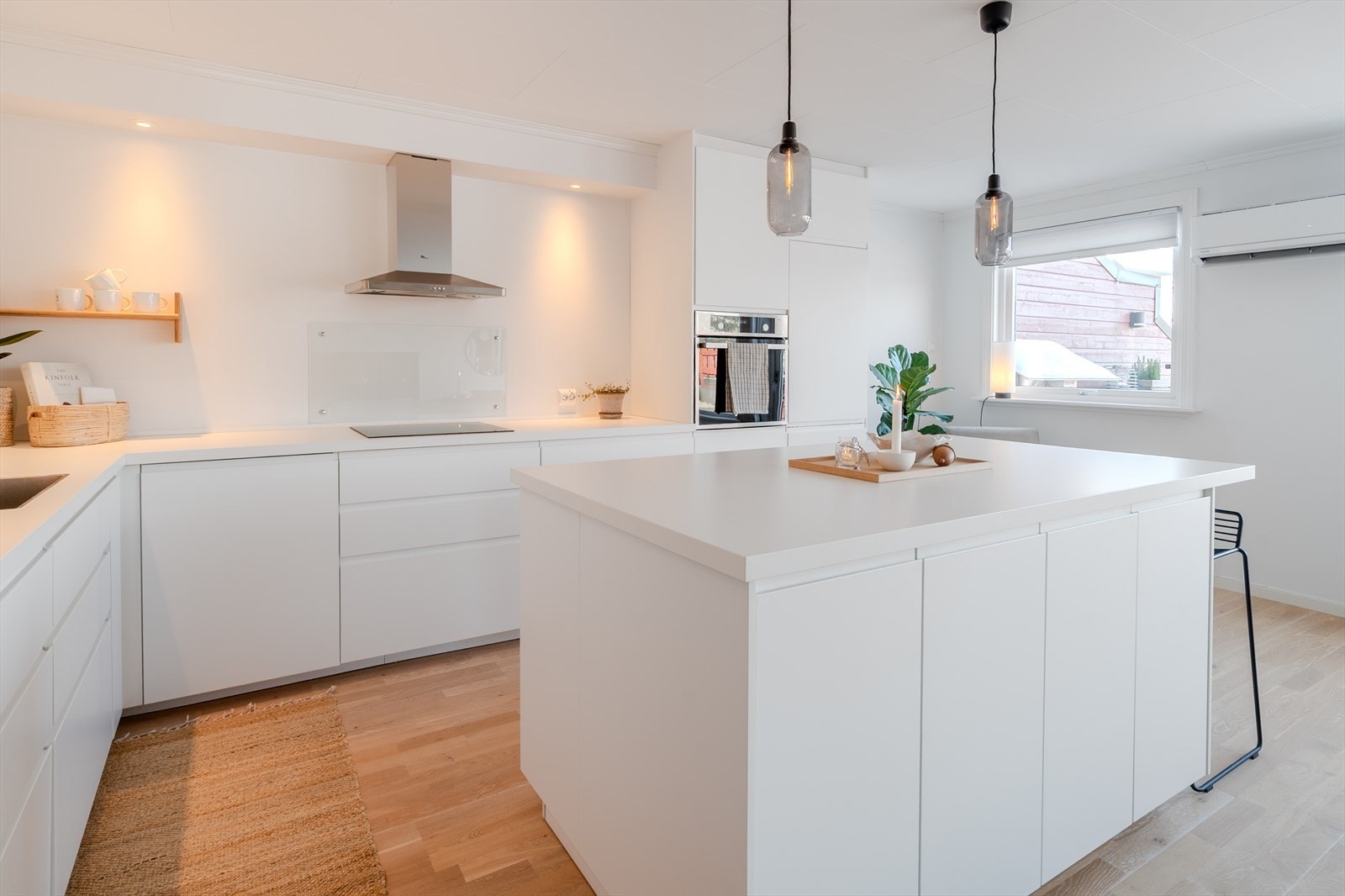 Varmepumpe og alle hvitevarer integrert Galleribilde