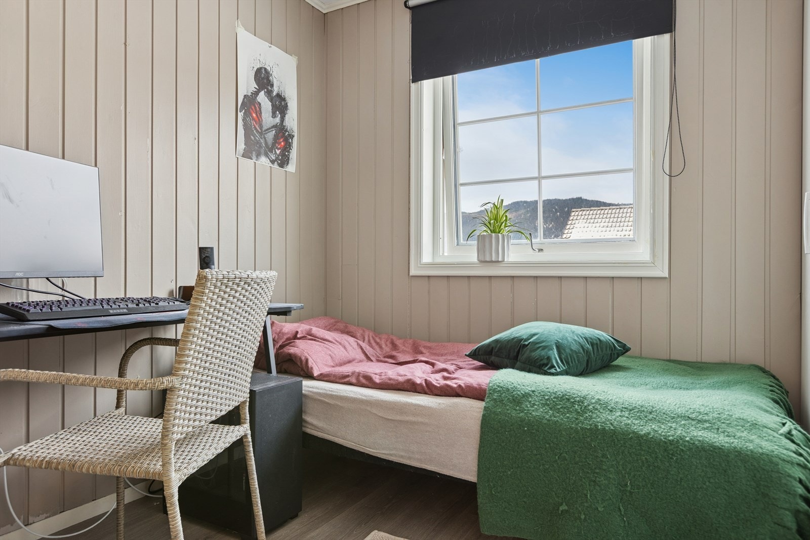 Utleiedelens andre soverom er på ca 6,5 kvm. Galleribilde