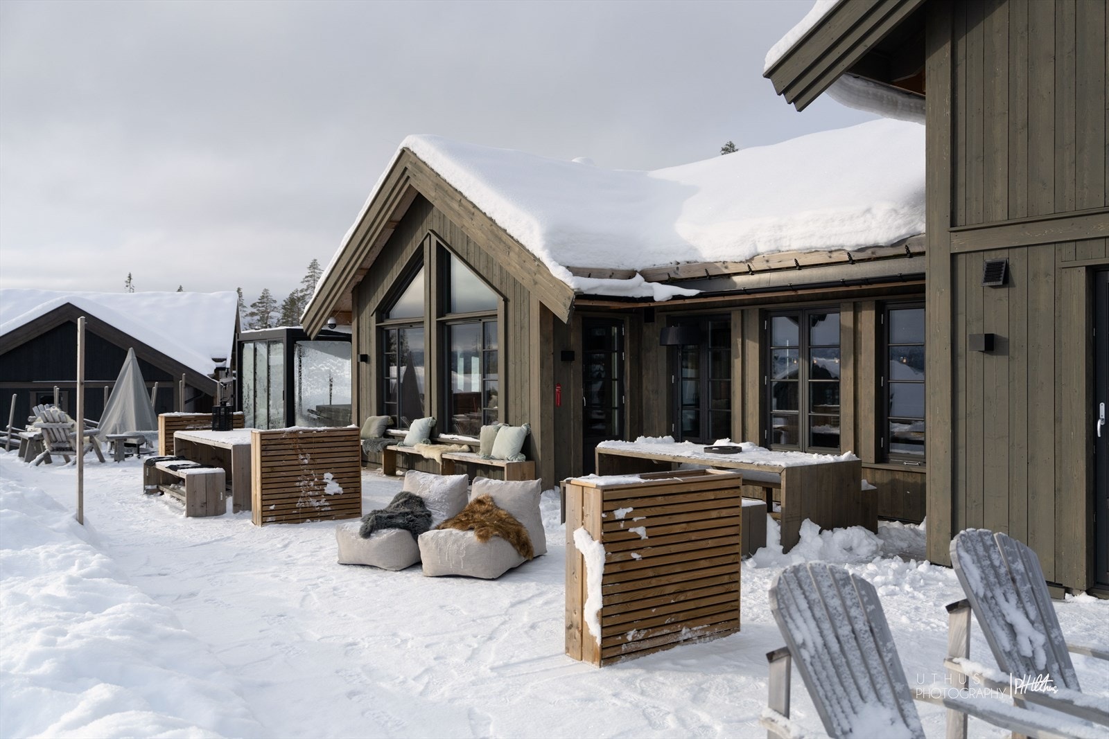 Adgang til terrasse fra stue og bad. Galleribilde