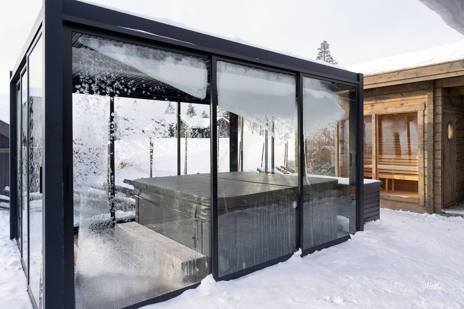 Innglasset jacuzzi på 11 kvm. Galleribilde